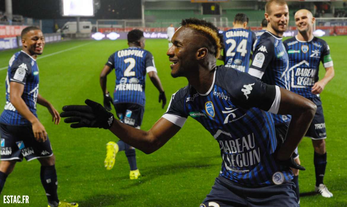 adama niane estac troyes