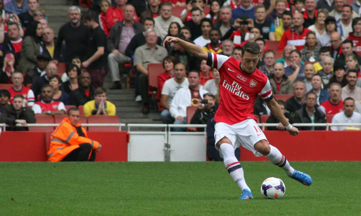 arsenal fc mezut ozil