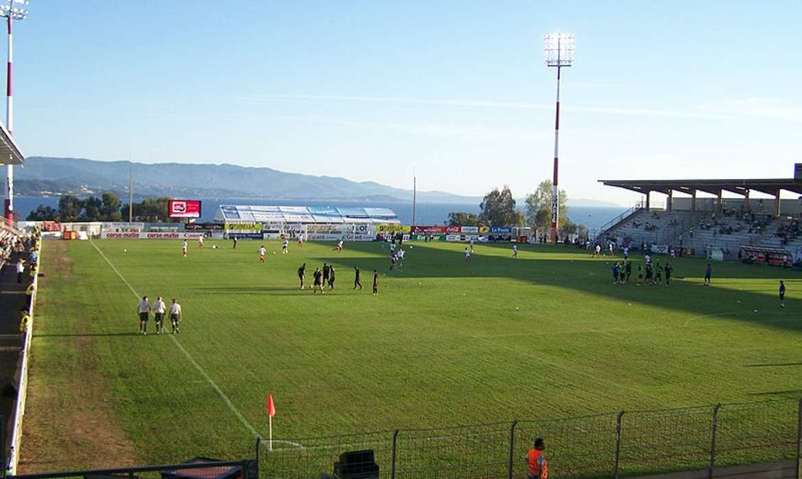 stade football ligue 2 ac ajaccio