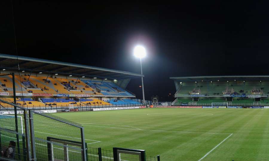 stade de l'aube foot estac troyes