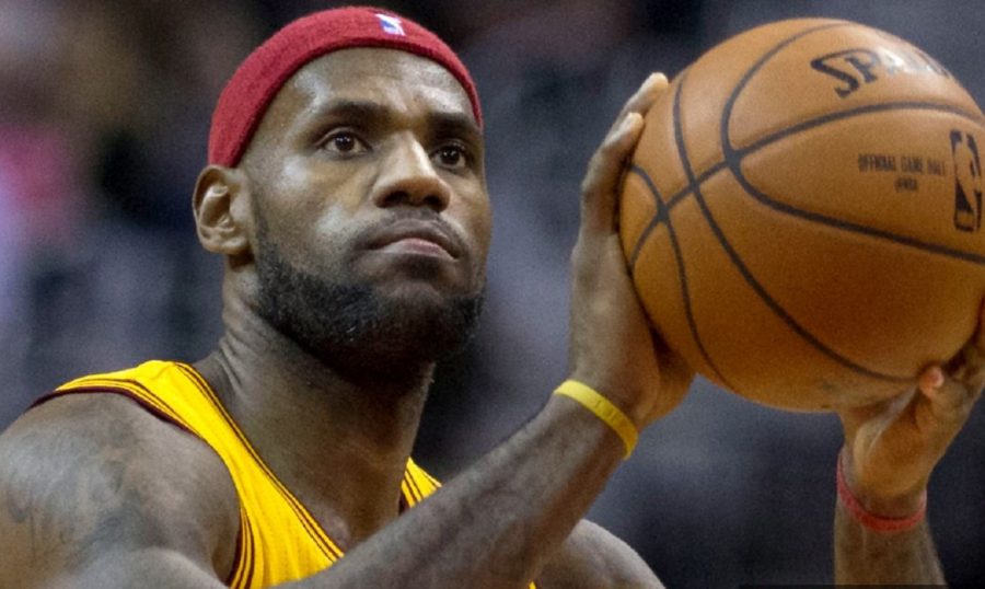 le bron james basket los angeles lakers