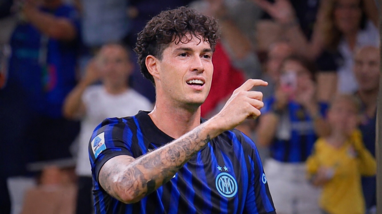 Mercato – Barça : Bastoni, « le joueur n’a pas fermé la porte »