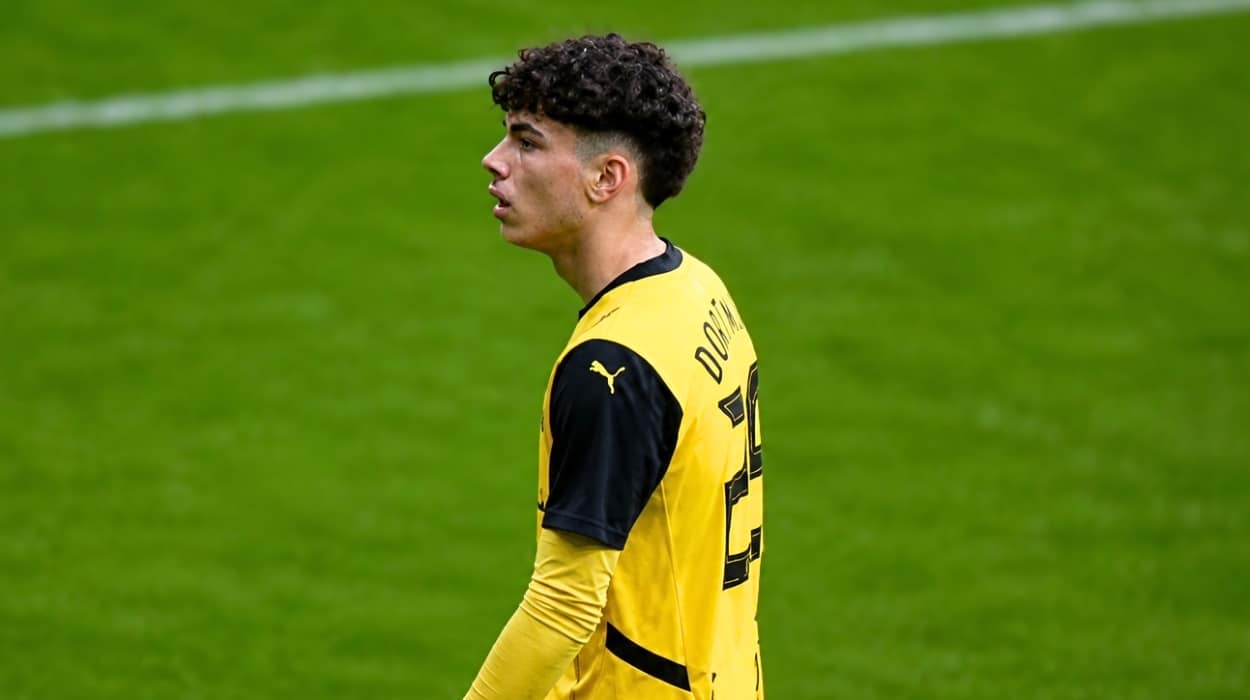 Mercato – PSG : qui est Samuele Inacio, ce crack de Dortmund qui a « impressionné » Campos